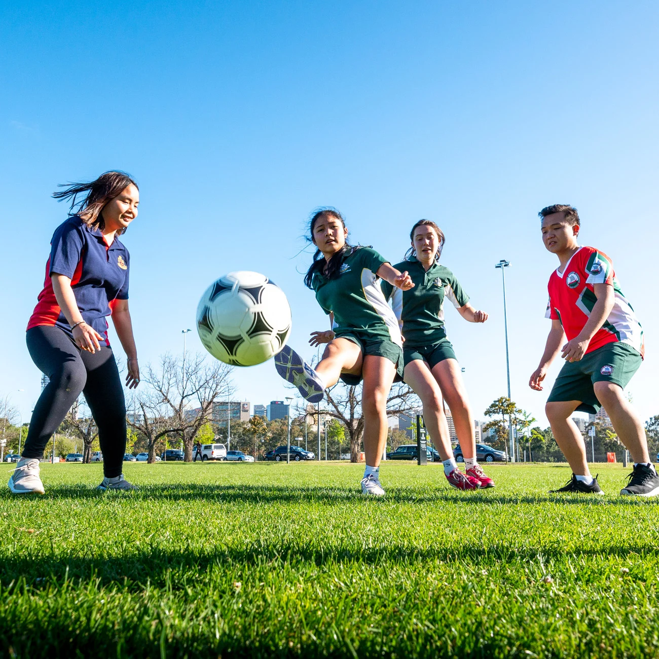 逆境中杀出 逆境中杀出